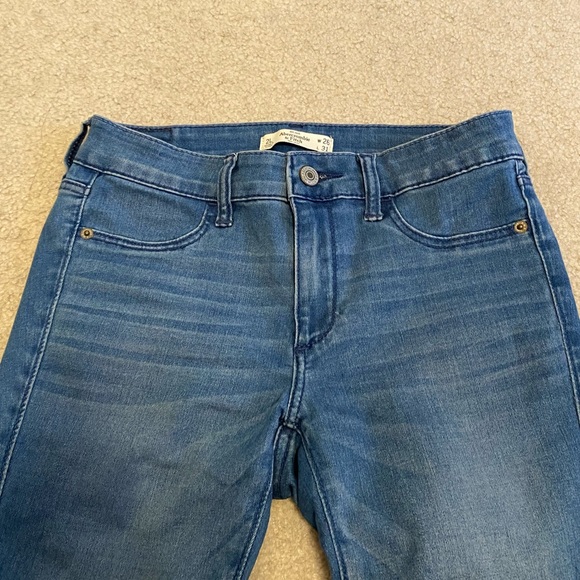 🏙 Soft Skinny Jeans - Picture 2 of 5